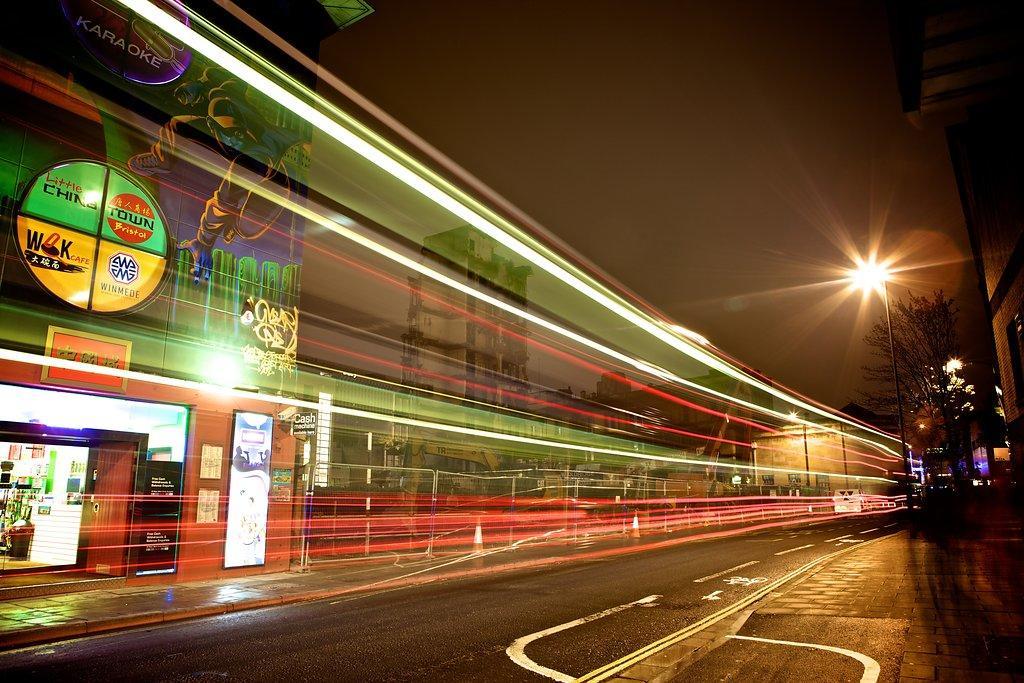 Bristol Serviced Lets - 152/154 Bath Road ภายนอก รูปภาพ