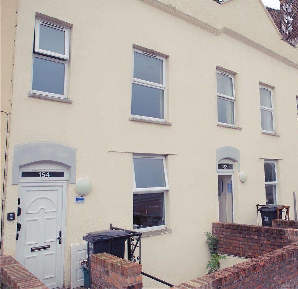 Bristol Serviced Lets - 152/154 Bath Road ภายนอก รูปภาพ