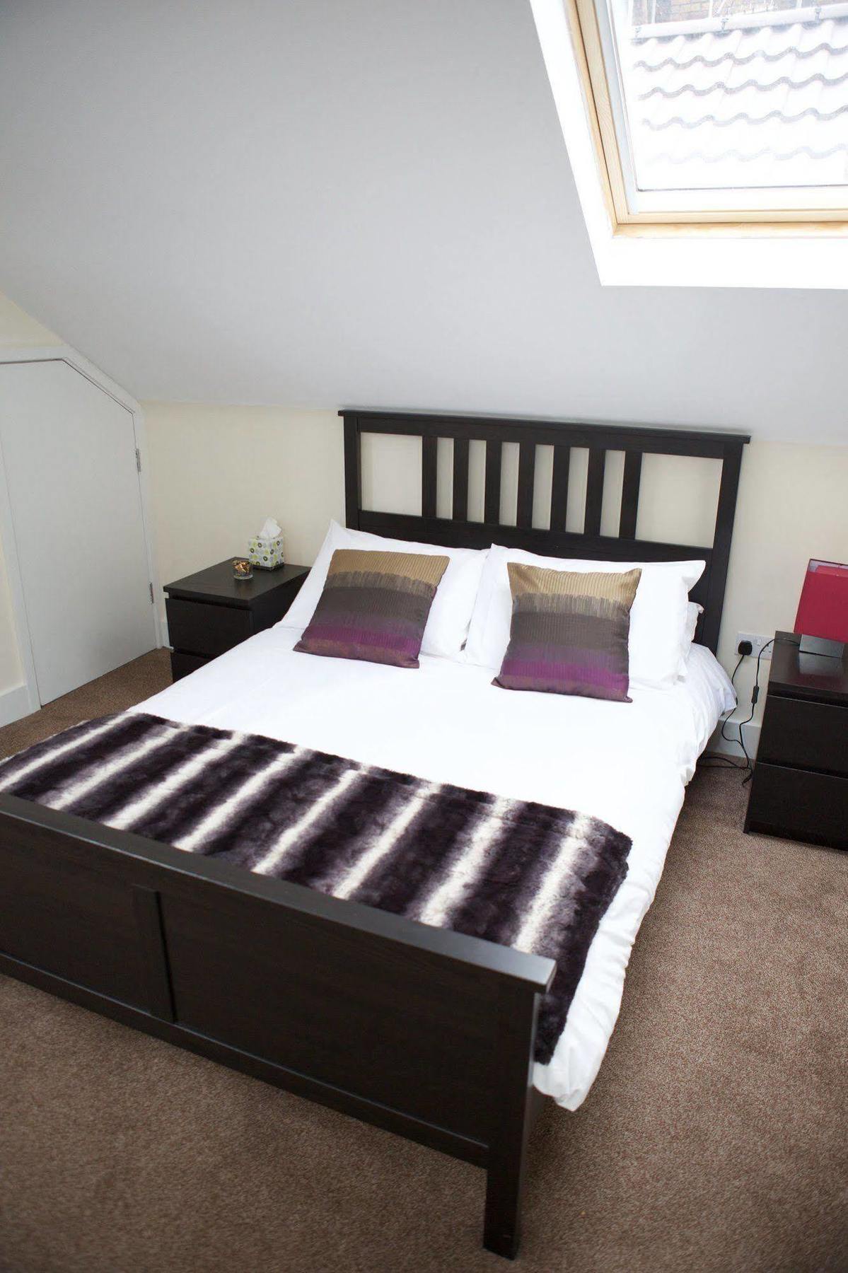 Bristol Serviced Lets - 152/154 Bath Road ภายนอก รูปภาพ